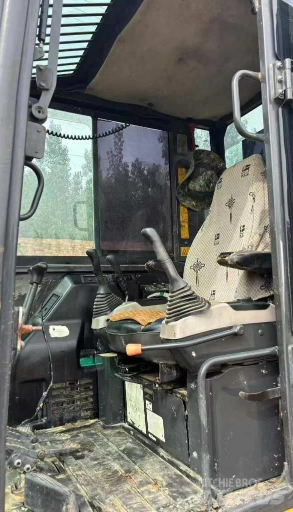 Komatsu PC 56 Kāpurķēžu ekskavatori