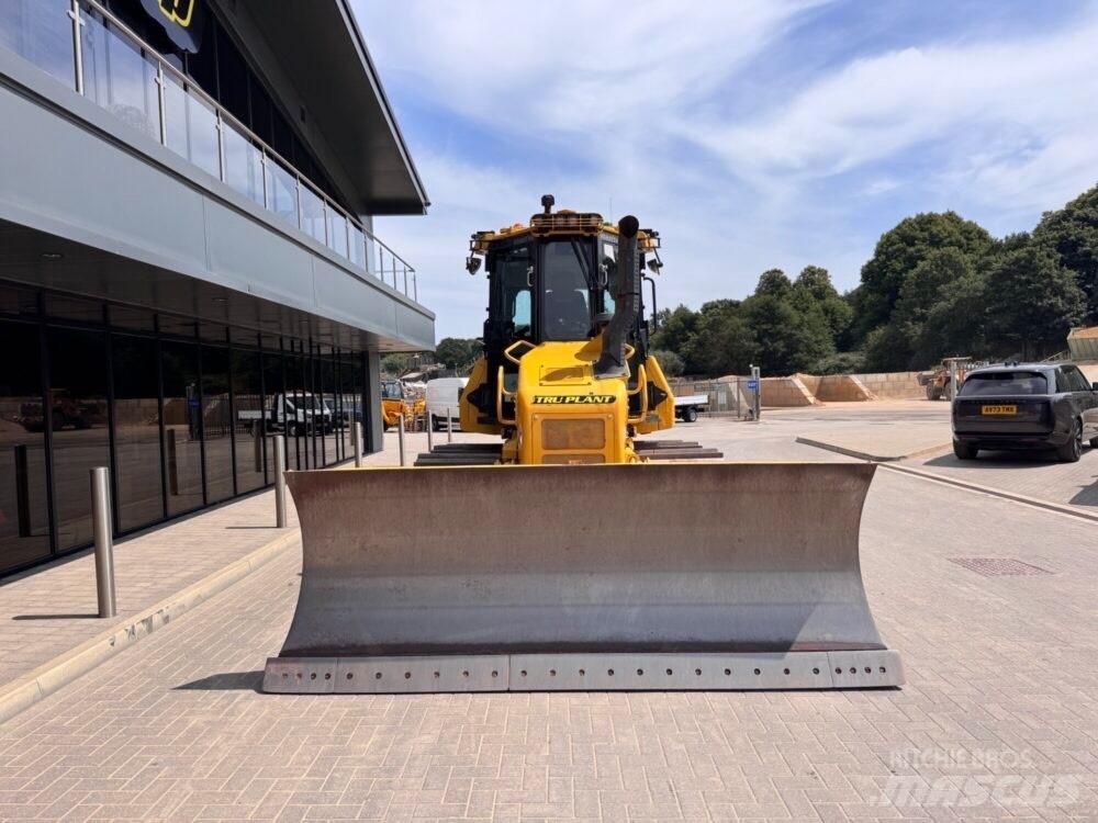 Komatsu D51PXi-24EO Kāpurķēžu buldozeri