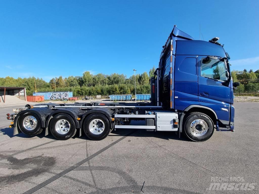 Volvo FH 13 500 TC Treileri ar āķi