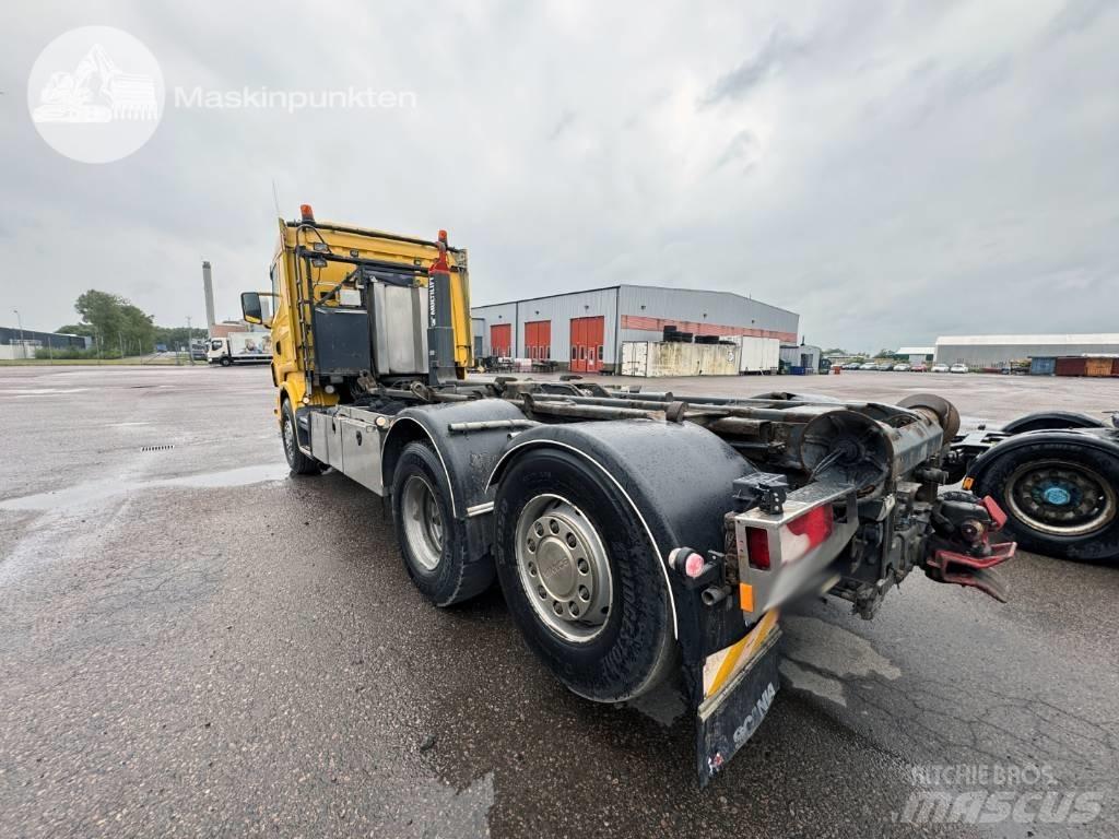 Scania R 420 LB Treileri ar āķi