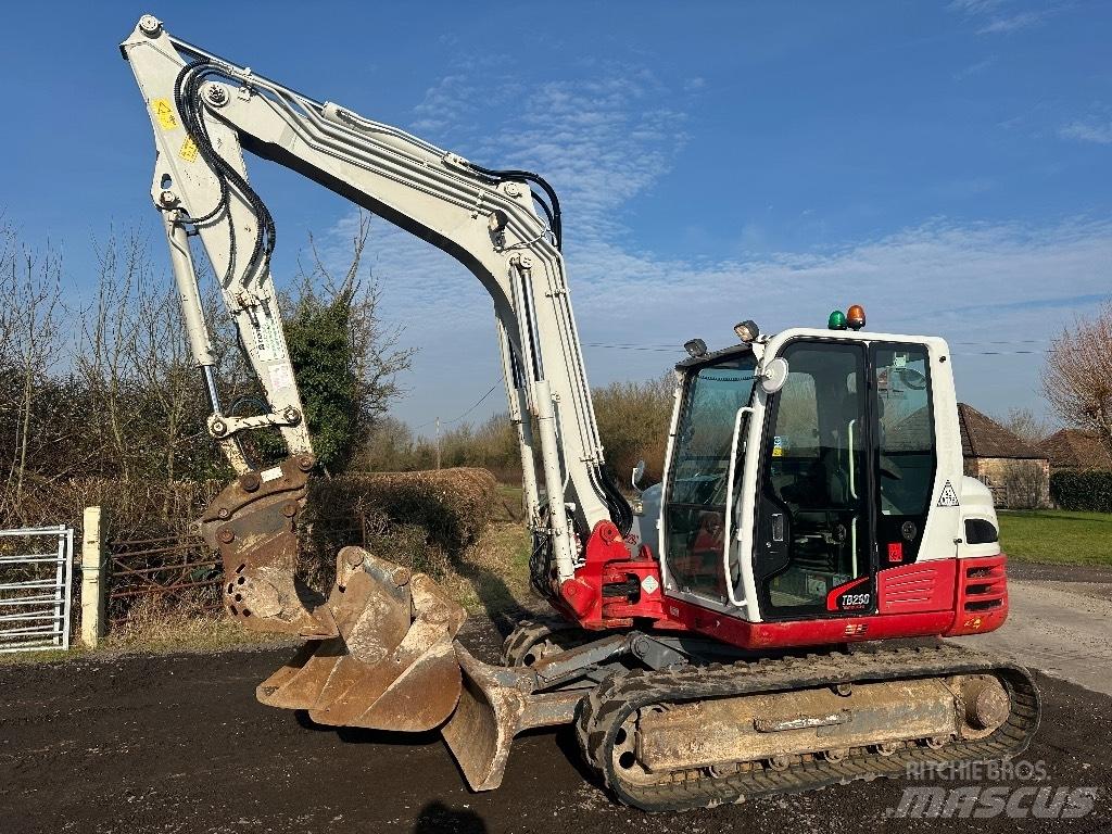 Takeuchi TB 290 Vidēja lieluma ekskavatori 7 t - 12 t