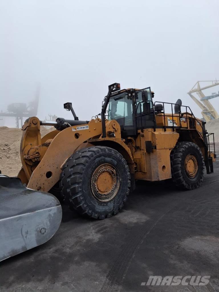 CAT 988XE Iekrāvēji uz riteņiem