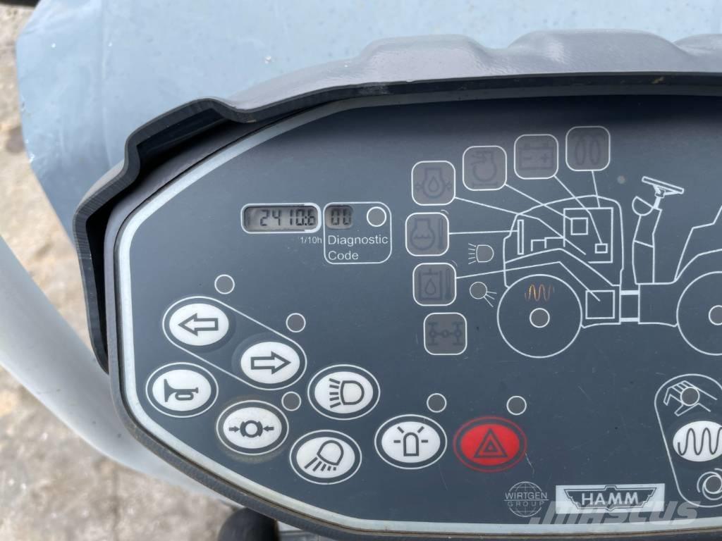 Hamm HD 12 VV Divvalču grunts veltņi