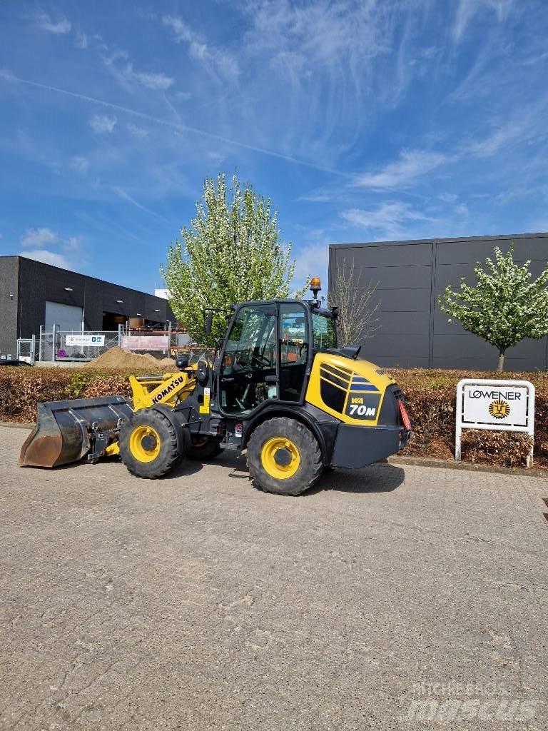 Komatsu WA70M Mini iekrāvēji