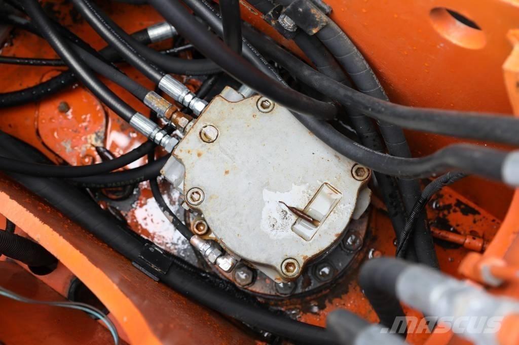 Hitachi ZX 60 Kāpurķēžu ekskavatori