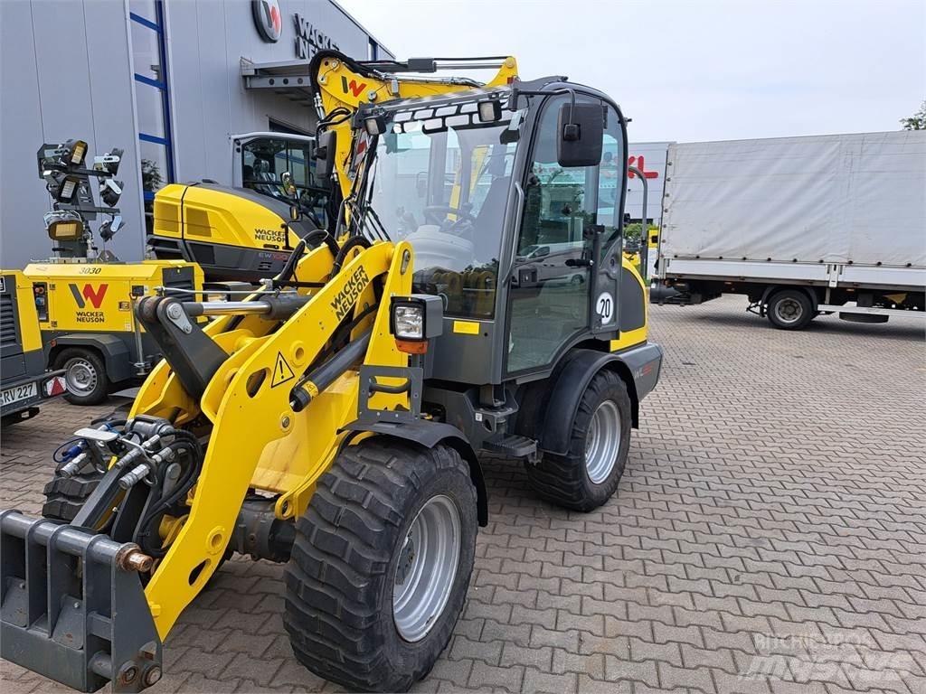 Wacker Neuson WL38 Iekrāvēji uz riteņiem
