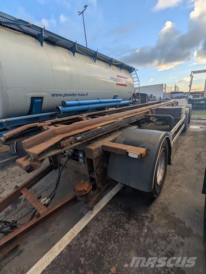 AM VKP-1+2-30 Nomontējamie treileri