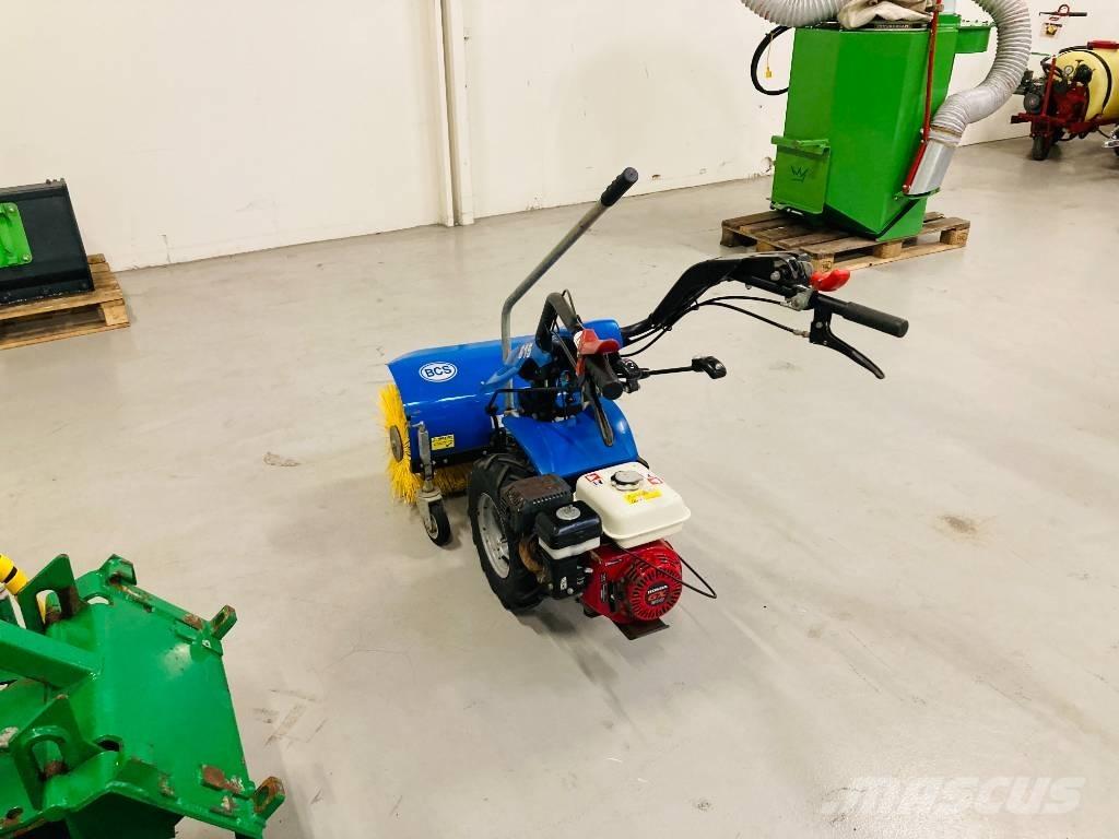 BCS Fejemaskine 615 Ielu tīrīšanas mašīnas