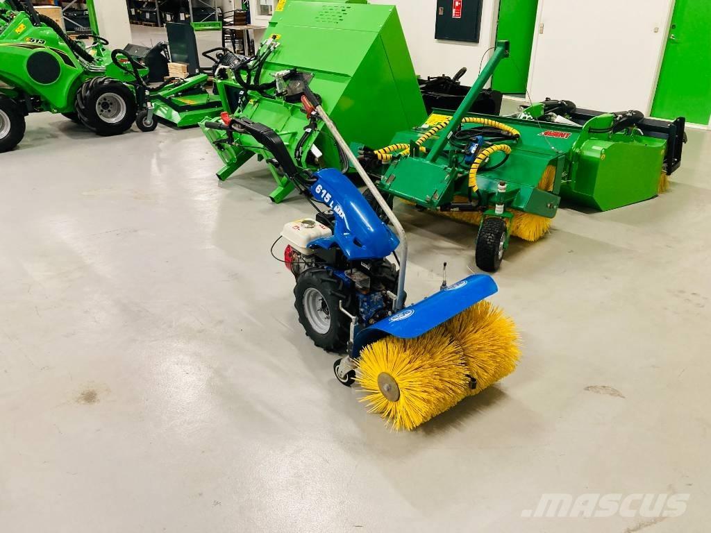 BCS Fejemaskine 615 Ielu tīrīšanas mašīnas