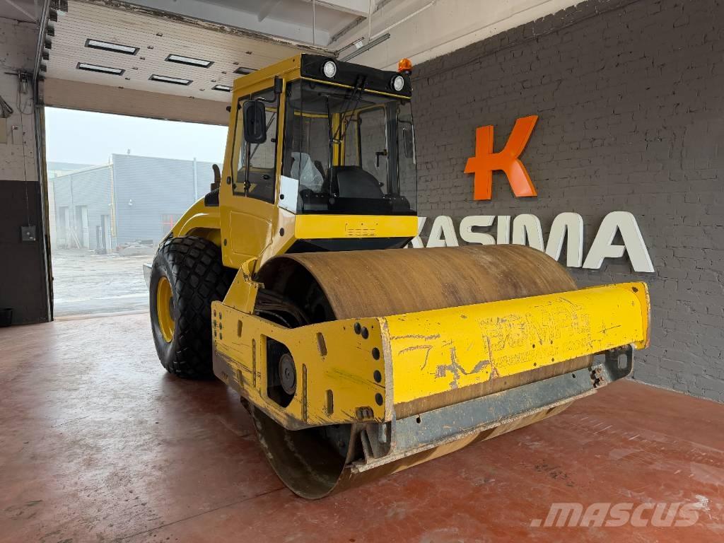 Bomag BW 211 D-4 Vienvalča grunts veltņi