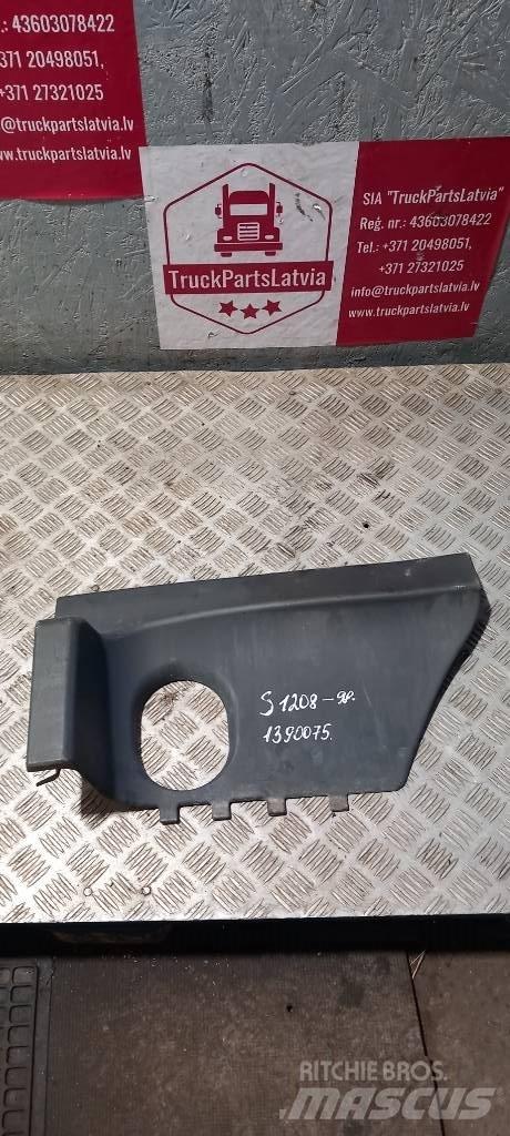 Scania 94 D.   1390075 Kabīnes un interjers