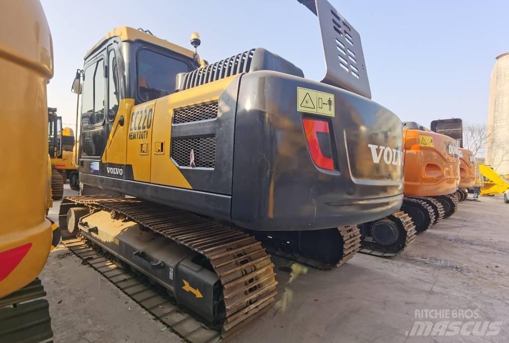 Volvo EC 220 Kāpurķēžu ekskavatori