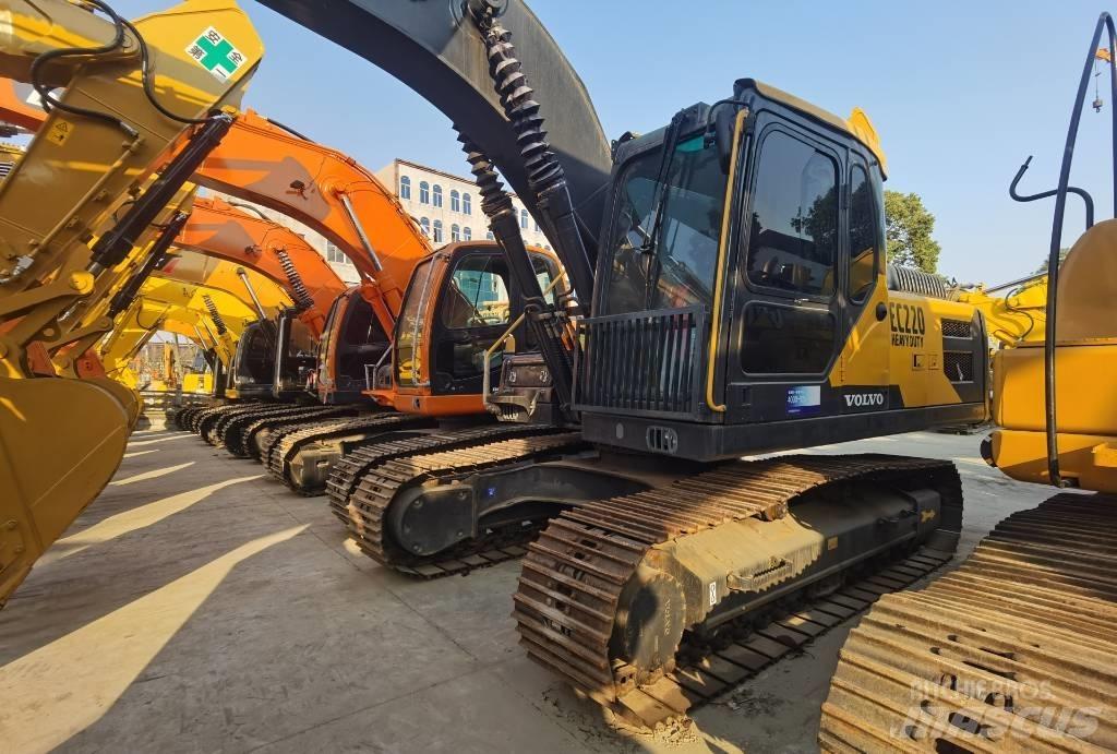 Volvo EC 220 Kāpurķēžu ekskavatori