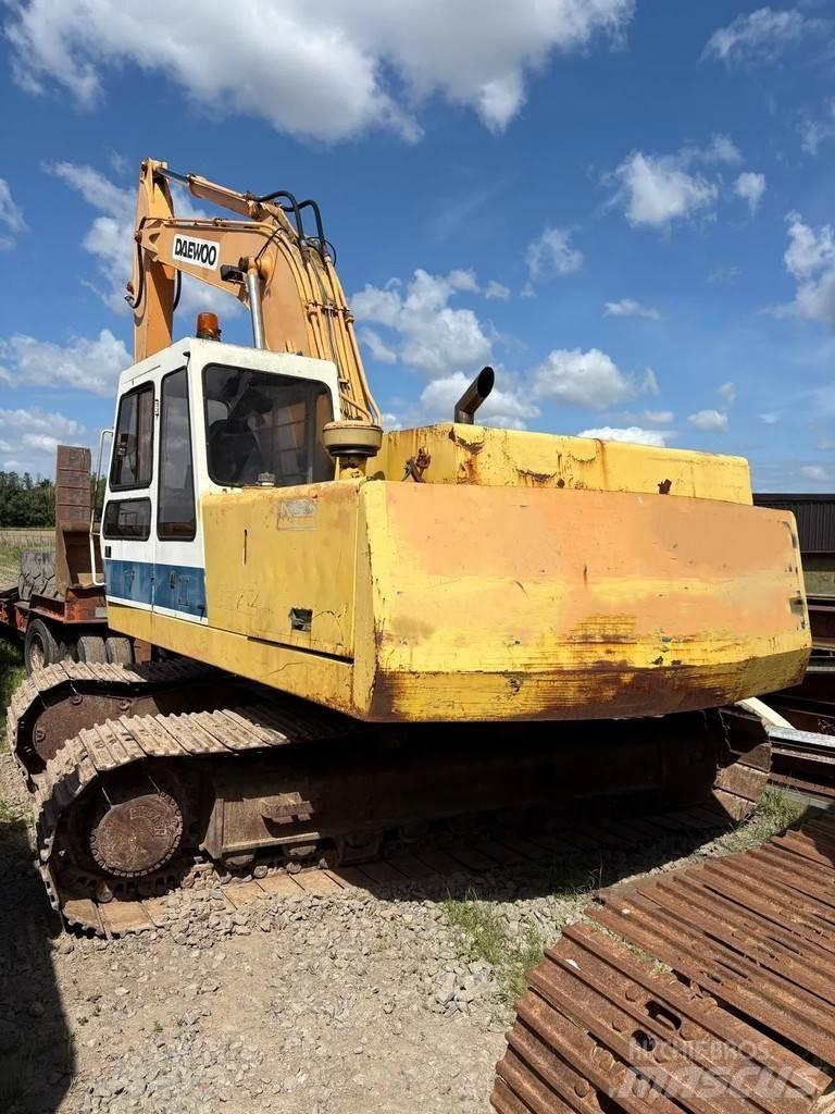Daewoo DH 220LC Kāpurķēžu ekskavatori