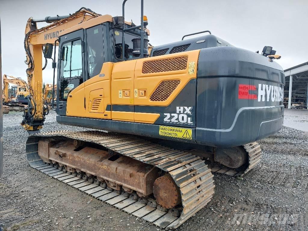 Hyundai HX 220 L Kāpurķēžu ekskavatori