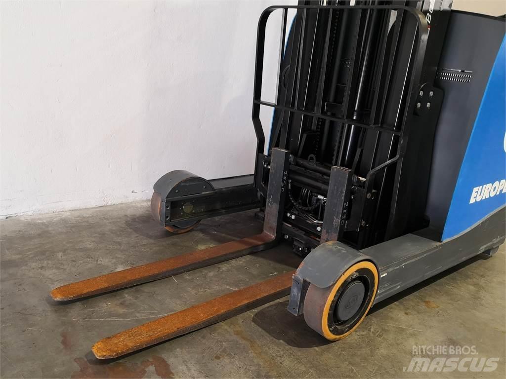  RTR16 Lielaugstuma pārvadātājs