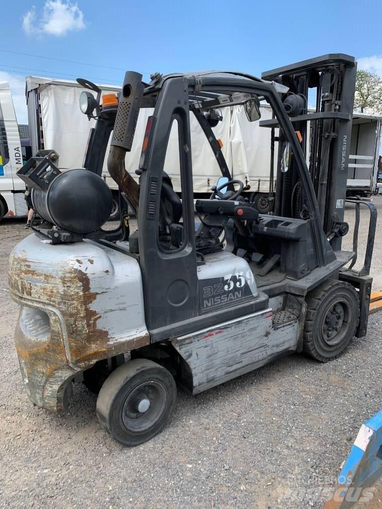 Nissan UG1D2A32LQ LPG tehnika
