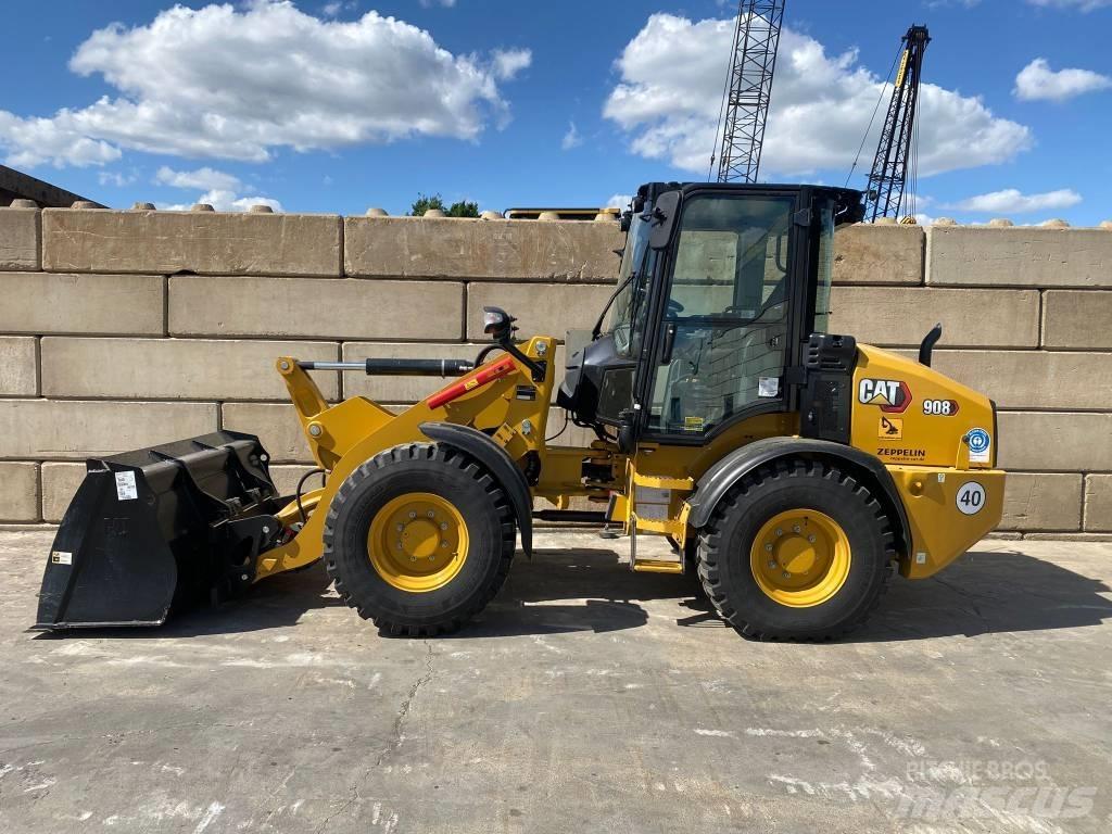 CAT 908-14A Iekrāvēji uz riteņiem