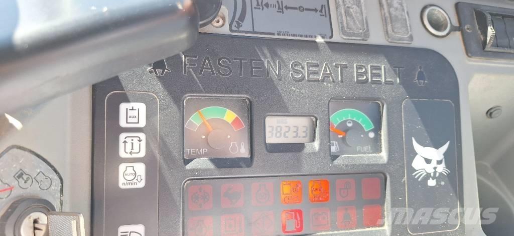 Bobcat E 26 Mini ekskavatori < 7 t