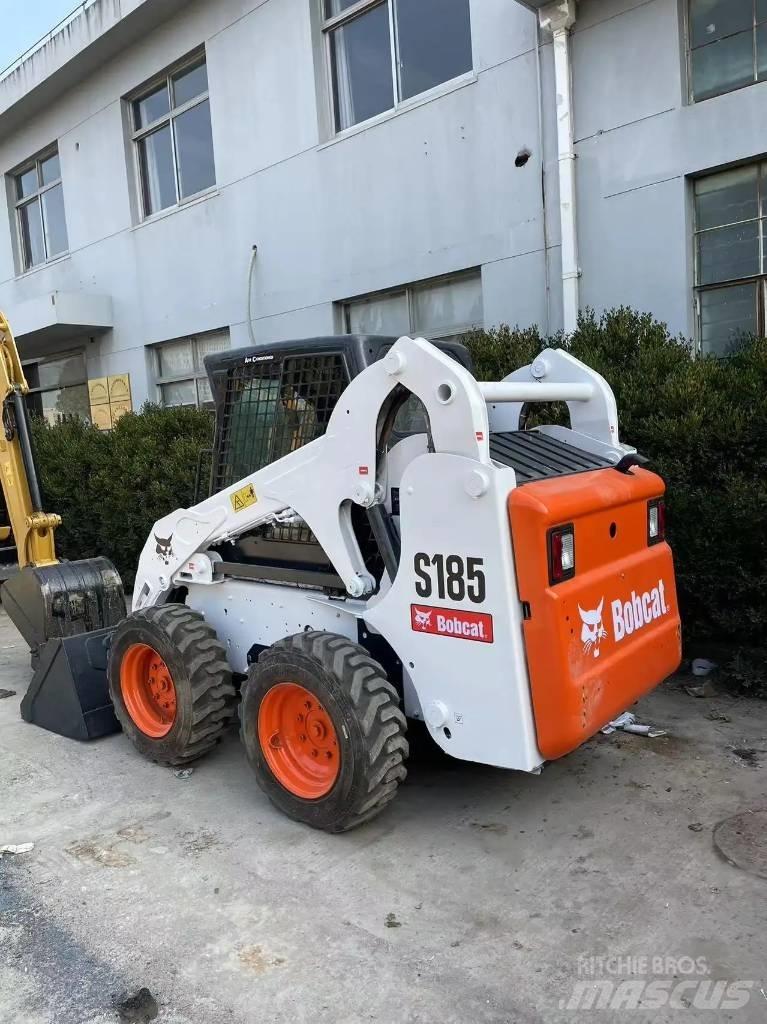 Bobcat S185 Lietoti riteņu kompaktiekrāvēji