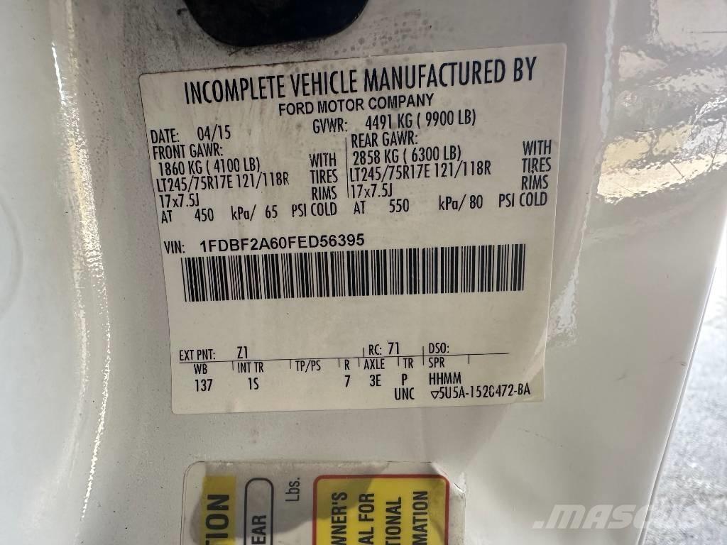 Ford F 250 SD Vieglais kravas automobilis/izkraušana no sāniem