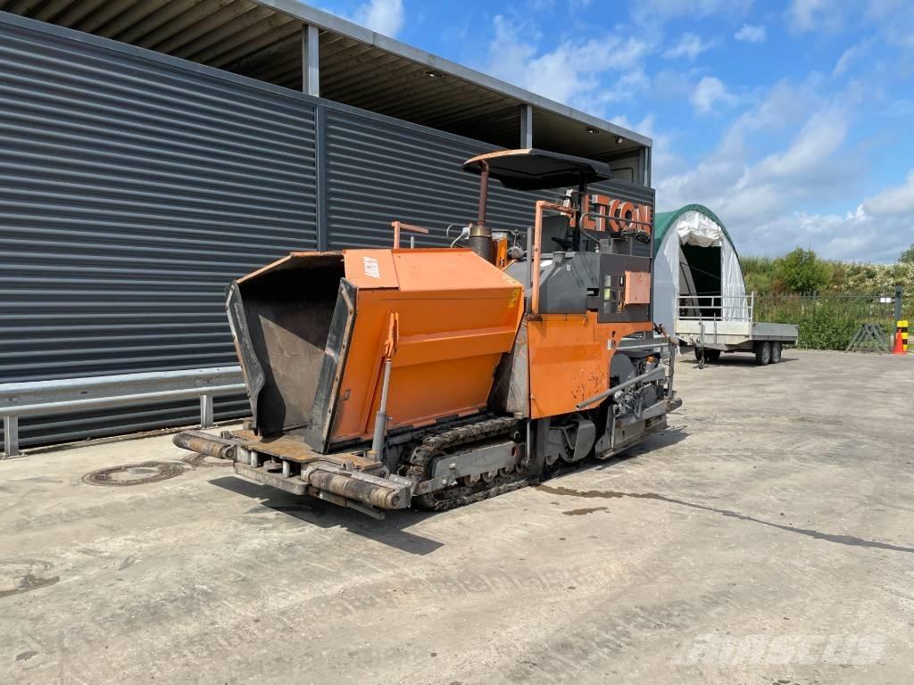ABG TITAN 2820 Asfalta klājēji