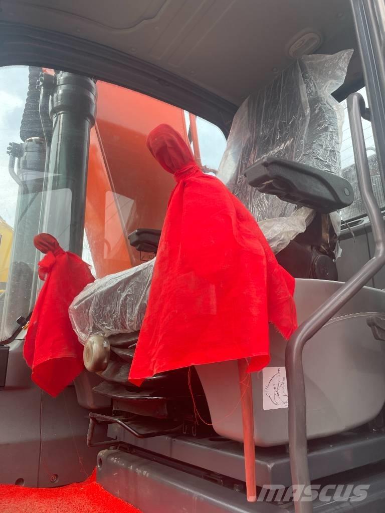 Doosan DX 225 Kāpurķēžu ekskavatori