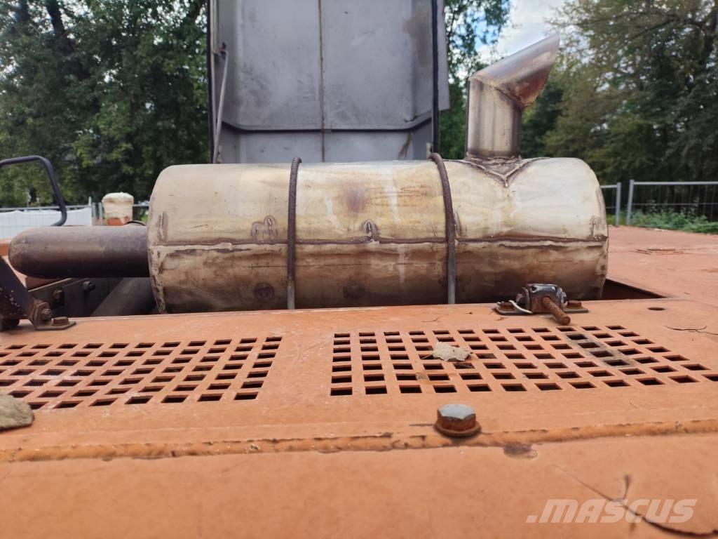 Hitachi EX 200-3 Kāpurķēžu ekskavatori