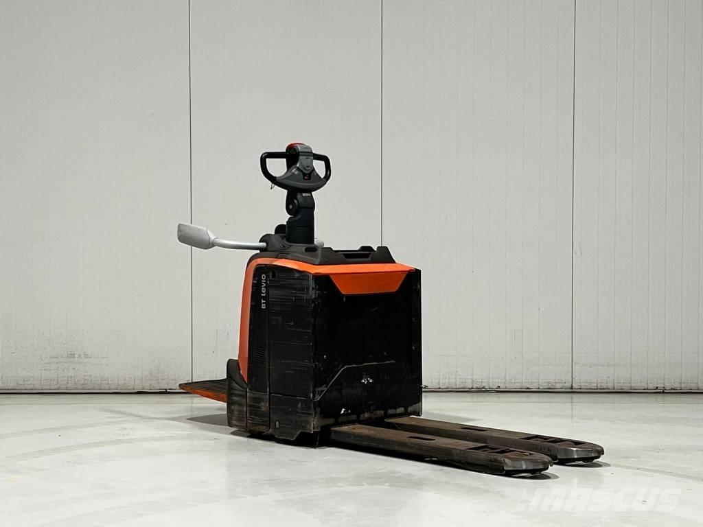 BT LPE250 Hidrauliskās stalažas ar platformu