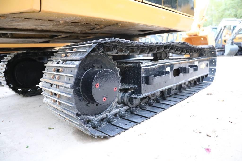 CAT E 70 B Mini ekskavatori < 7 t