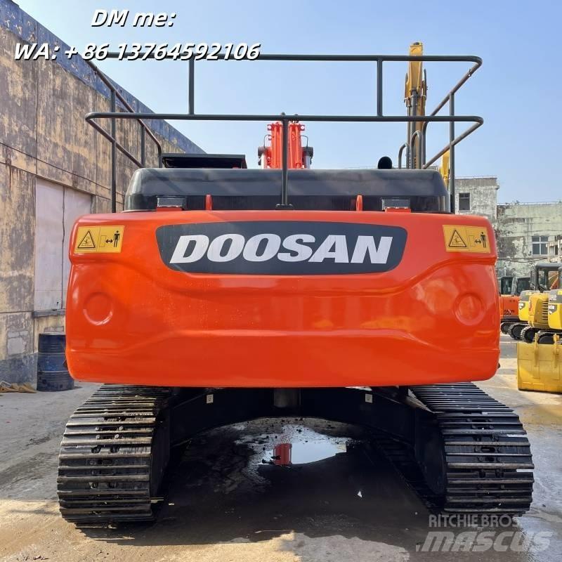 Doosan DX300LC Kāpurķēžu ekskavatori