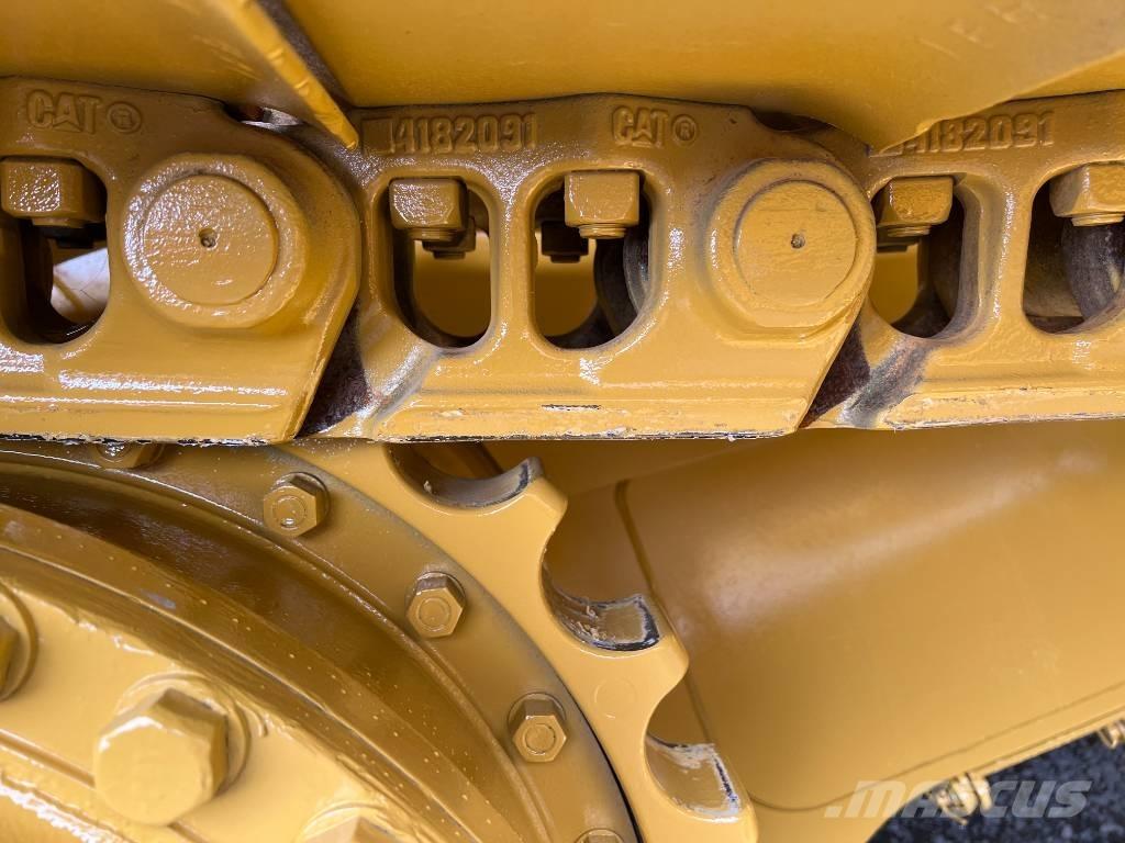 CAT D 6 T LGP Kāpurķēžu buldozeri