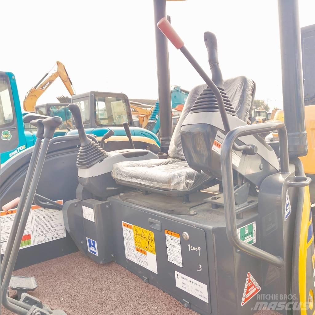 Komatsu PC30MR-3 Mini ekskavatori < 7 t