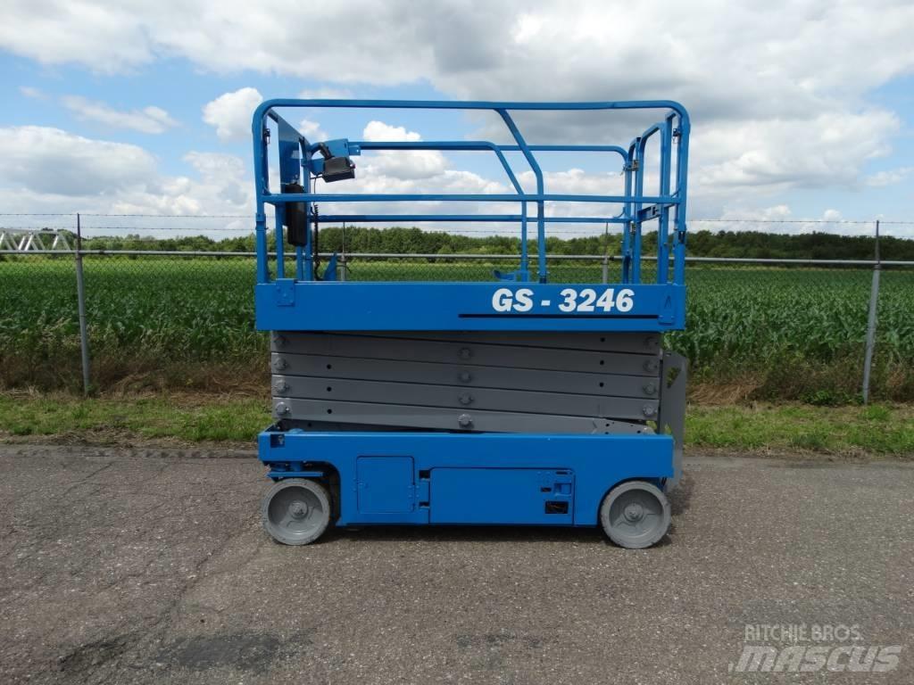 Genie GS 3246 Šķerveida pacēlāji