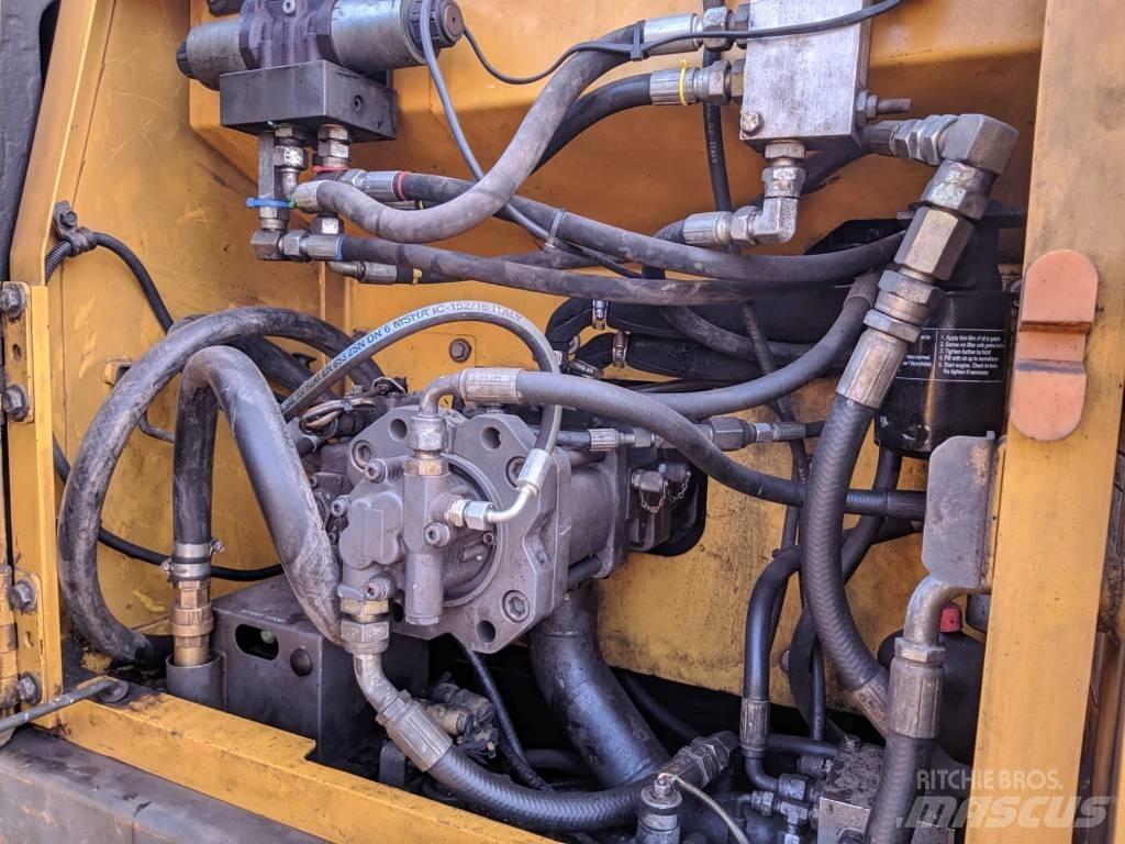 Volvo EC 160 B LC Kāpurķēžu ekskavatori