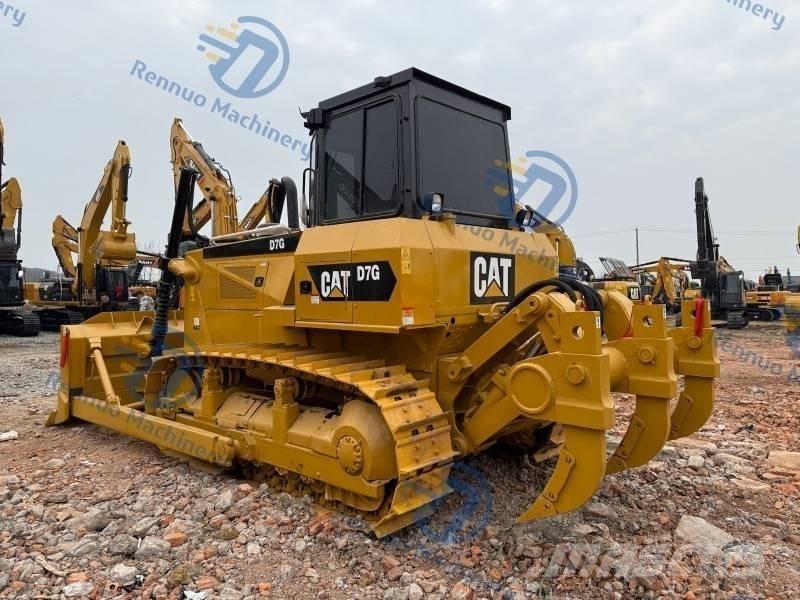 CAT D 7 G Kāpurķēžu buldozeri