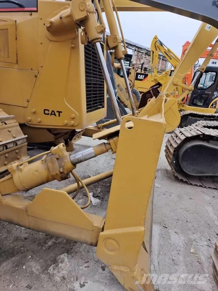 CAT D 6 G Kāpurķēžu buldozeri
