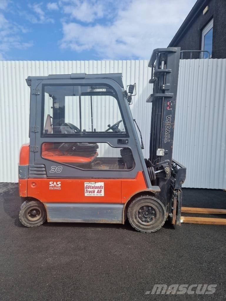 Toyota 7 FBMF 30 Elektriskie iekrāvēji
