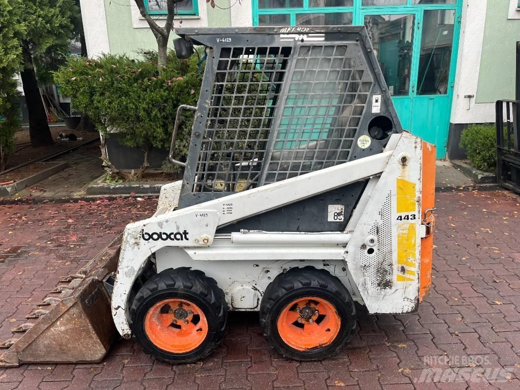 Bobcat 443    V-4129 Teleskopiskie manipulatori