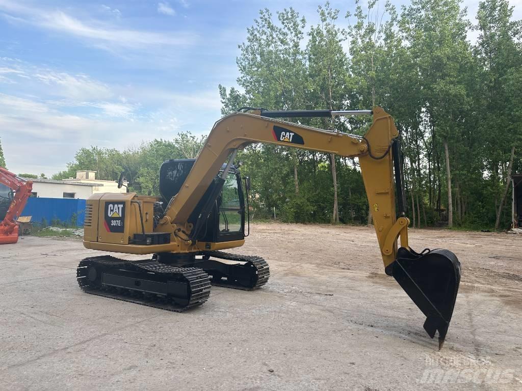 CAT 307E Kāpurķēžu ekskavatori