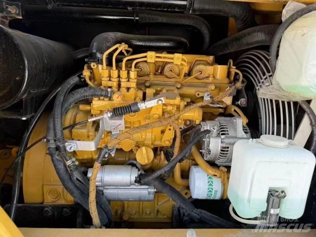 CAT 307E2 Kāpurķēžu ekskavatori