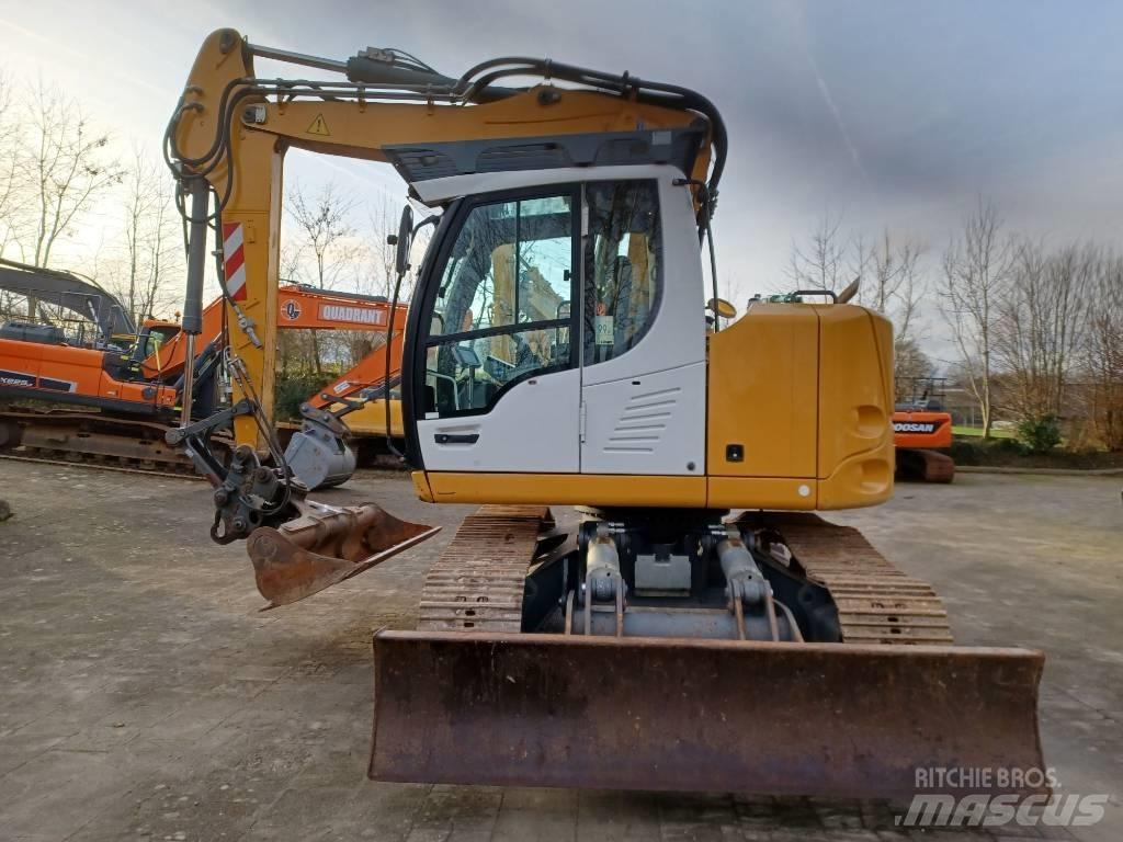 Liebherr R 914 Kāpurķēžu ekskavatori