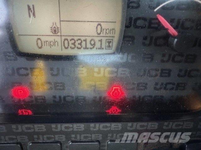 JCB 3CX Compact Ekskavatori-iekrāvēji