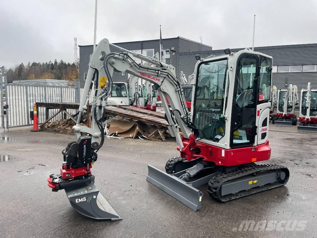 Takeuchi TB 325 R Mini ekskavatori < 7 t
