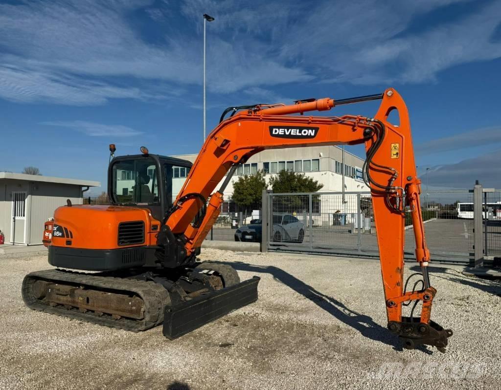 Doosan DX 85 R-3 Vidēja lieluma ekskavatori 7 t - 12 t