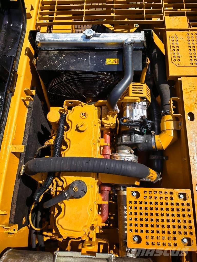 CAT 325 C Kāpurķēžu ekskavatori