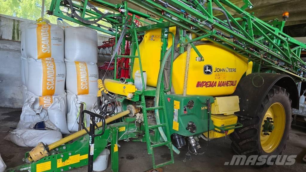 John Deere M 740 i Piekabināmie smidzinātāji(miglotāji)