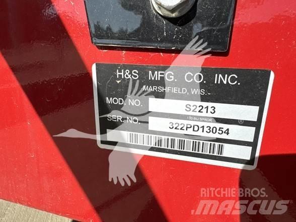 H&S 2213 Mēslojuma izkliedētājs