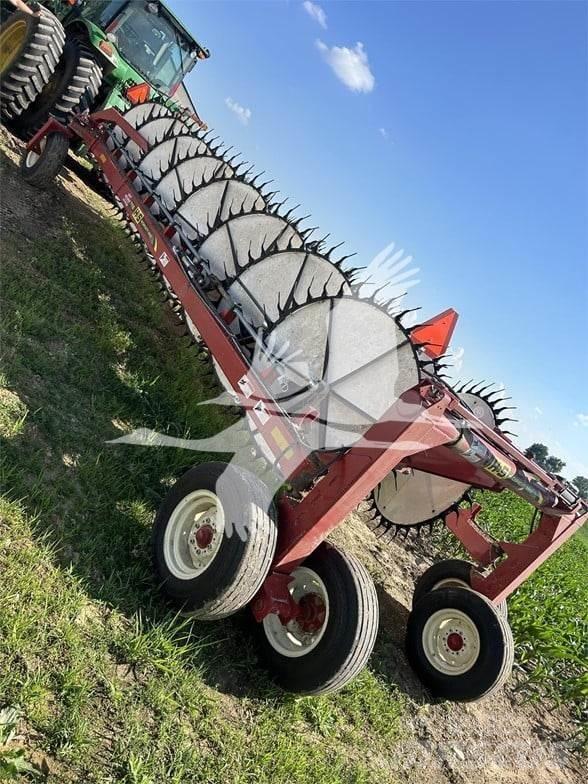 H&S HC7116 Grābekļi un siena ārdītāji
