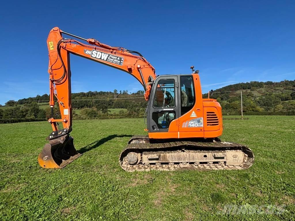 Doosan DX 140 LCR-3 Kāpurķēžu ekskavatori